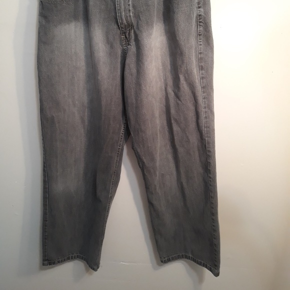 Function and Future Jeans - Picture 2 of 5